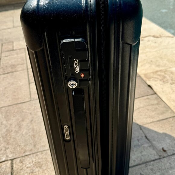 Rimowa carry on - Picture 3 of 8